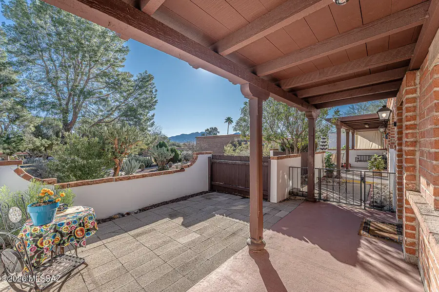 364 S Paseo Lobo, Green Valley, AZ 85614 - Image #3