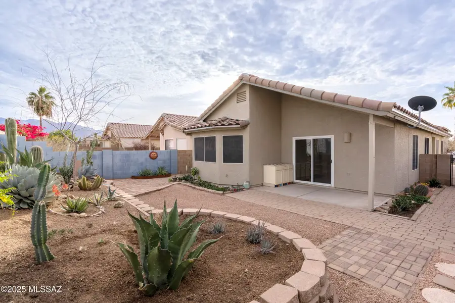 2652 W Catalina View Drive, Tucson, AZ 85742 - Image #2