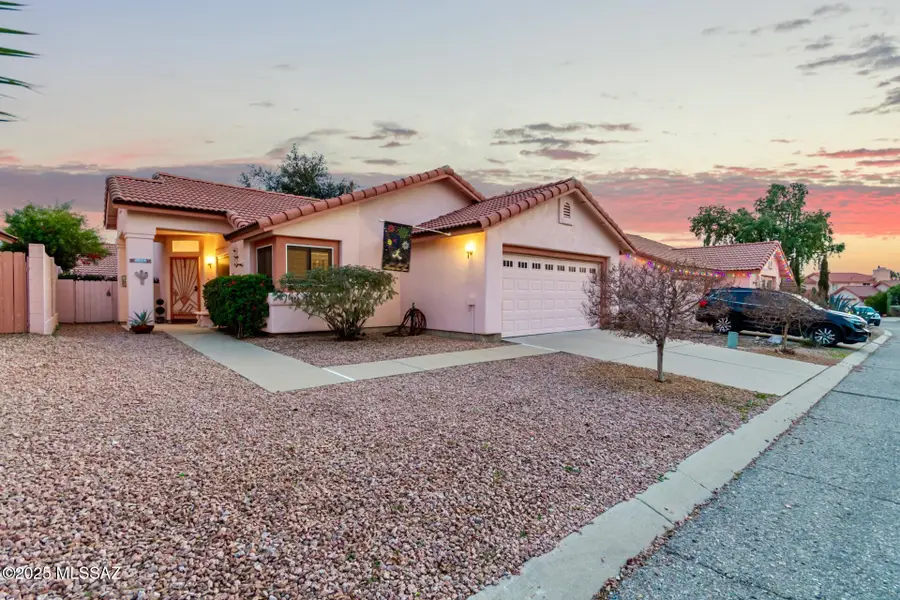 3543 W Sky Ridge Loop, Tucson, AZ 85742 - Image #2