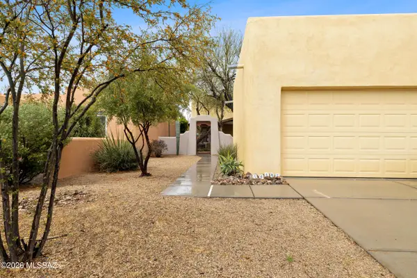 10482 E Wayne Moody, Tucson, AZ 85747