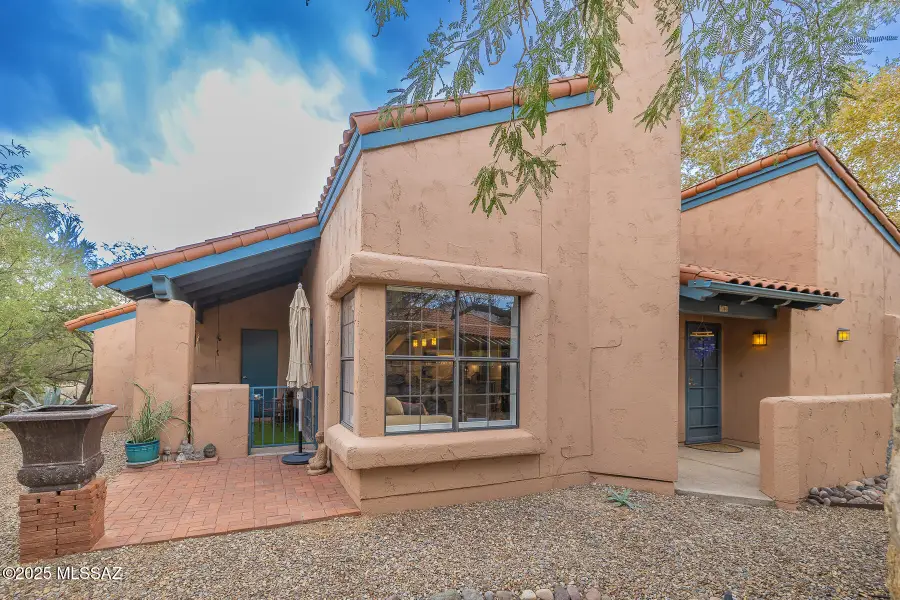 7744 E Via Ventana Norte, Tucson, AZ 85750 - Image #2