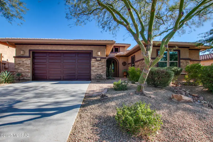 6573 W Whispering Windmill, Marana, AZ 85658 - Image #2