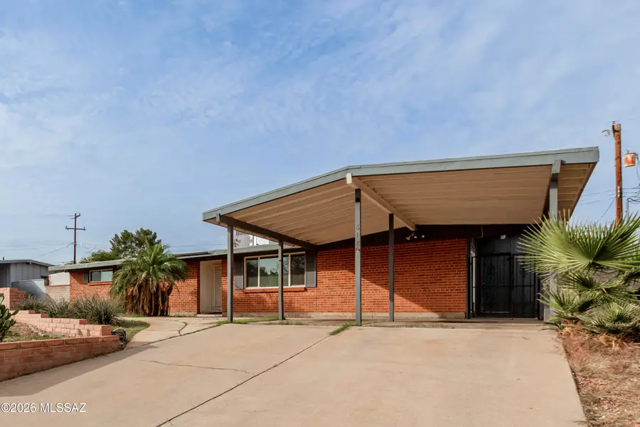 618 S Prudence Road, Tucson, AZ 85710 - Image #2