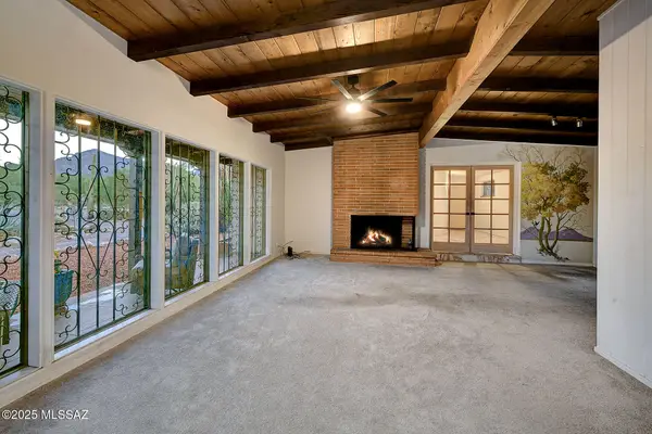 681 W Giaconda Way, Tucson, AZ 85704