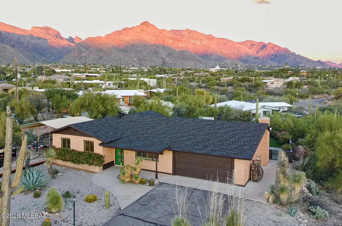 815 E Via Lucitas, Tucson, AZ 85718 - Image #1