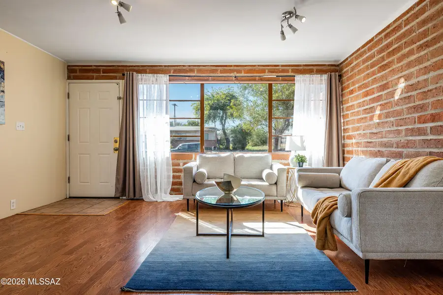 7301 E Calle Arturo, Tucson, AZ 85710 - Image #2