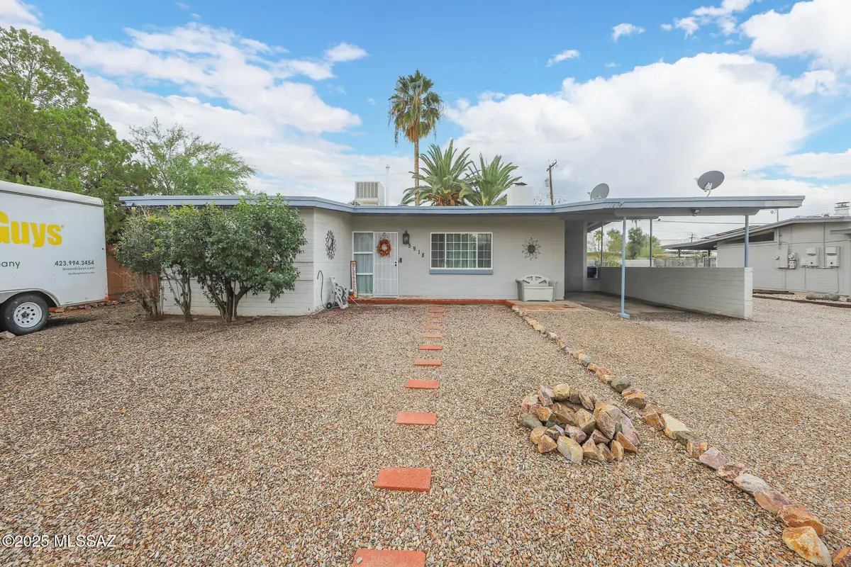 5918 E Calle Silvosa, Tucson, AZ 85711 - Image #1