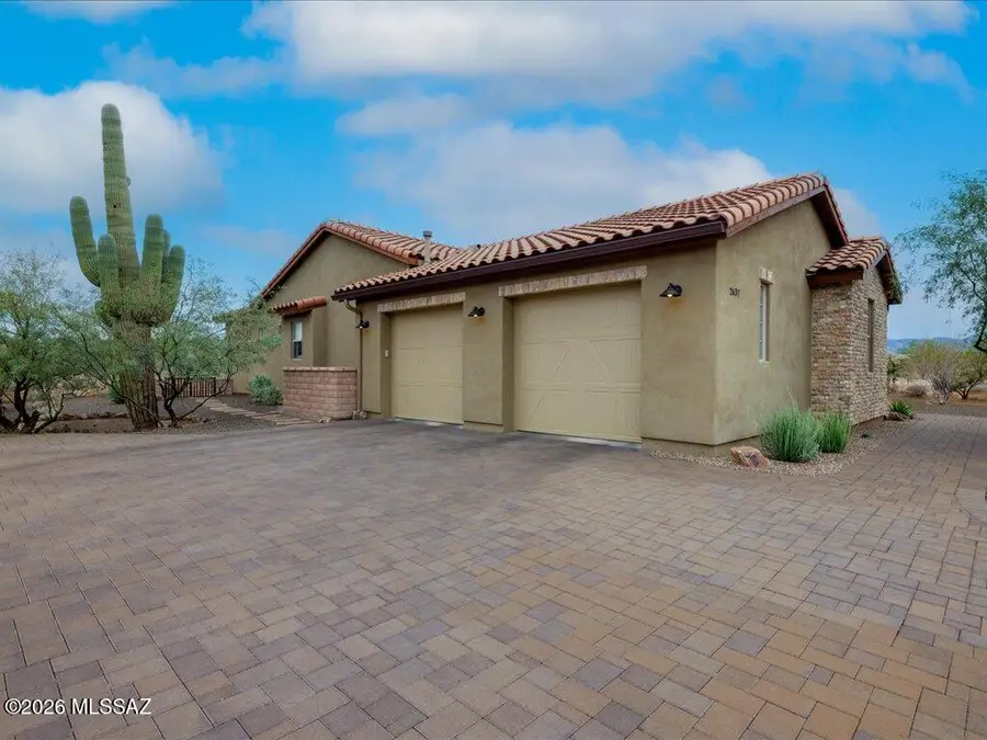 2637 E Old Stone House, Sahuarita, AZ 85629 - Image #2