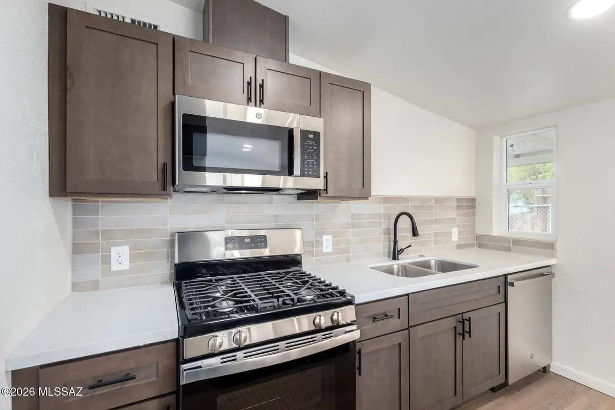 2721 N Calle De Romy, Tucson, AZ 85712 - Image #1