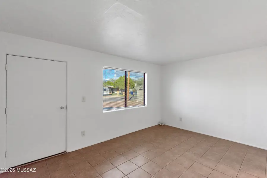 5632 E Mabel, Tucson, AZ 85712 - Image #2