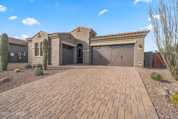 1010 W Desert Firetail, Oro Valley, AZ 85755