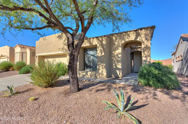 686 W Shadow Wood, Green Valley, AZ 85614