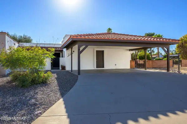 230 E Paseo De Golf, Green Valley, AZ 85614