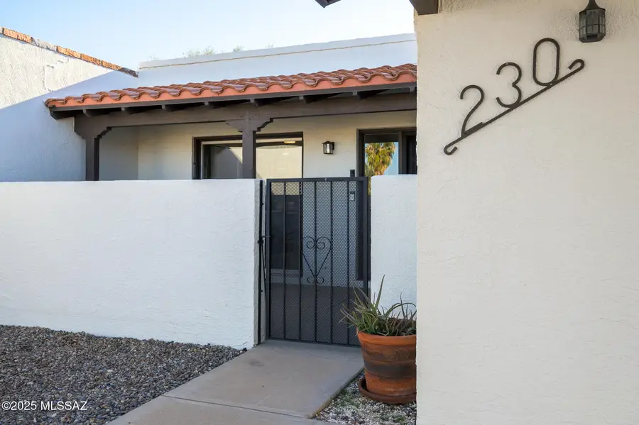 230 E Paseo De Golf, Green Valley, AZ 85614 - Image #3