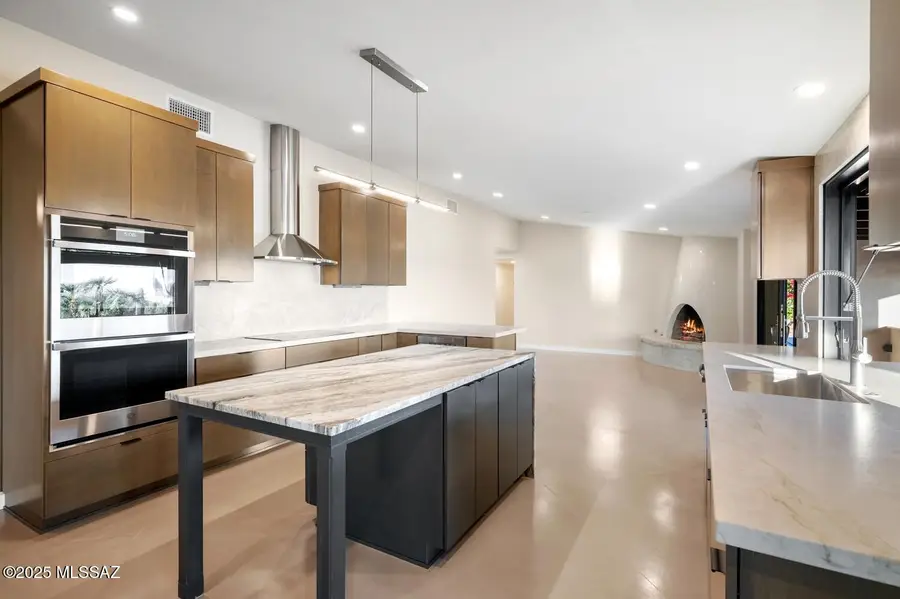 1502 E Indian Wells, Tucson, AZ 85718 - Image #2