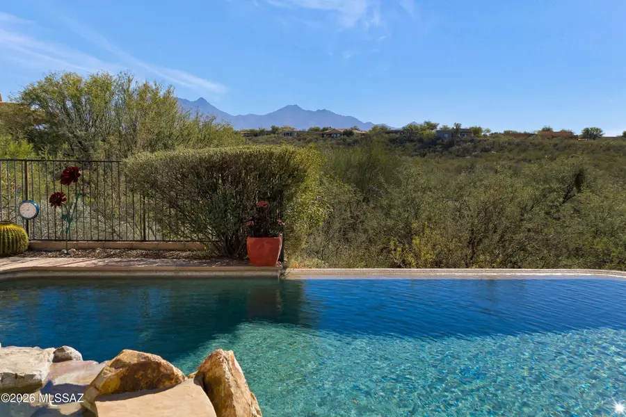 832 E Vault Mine, Green Valley, AZ 85614 - Image #2