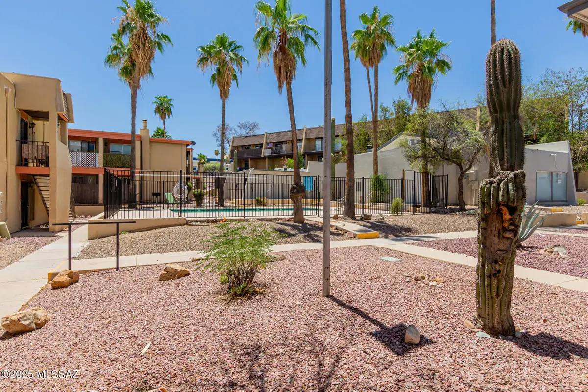 1620 N Wilmot, Tucson, AZ 85712 - Image #1