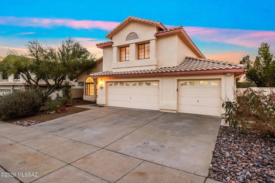 12461 N Granville Canyon, Oro Valley, AZ 85755 - Image #2