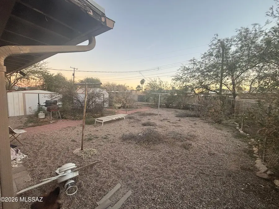 1849 W Waverly, Tucson, AZ 85745 - Image #2