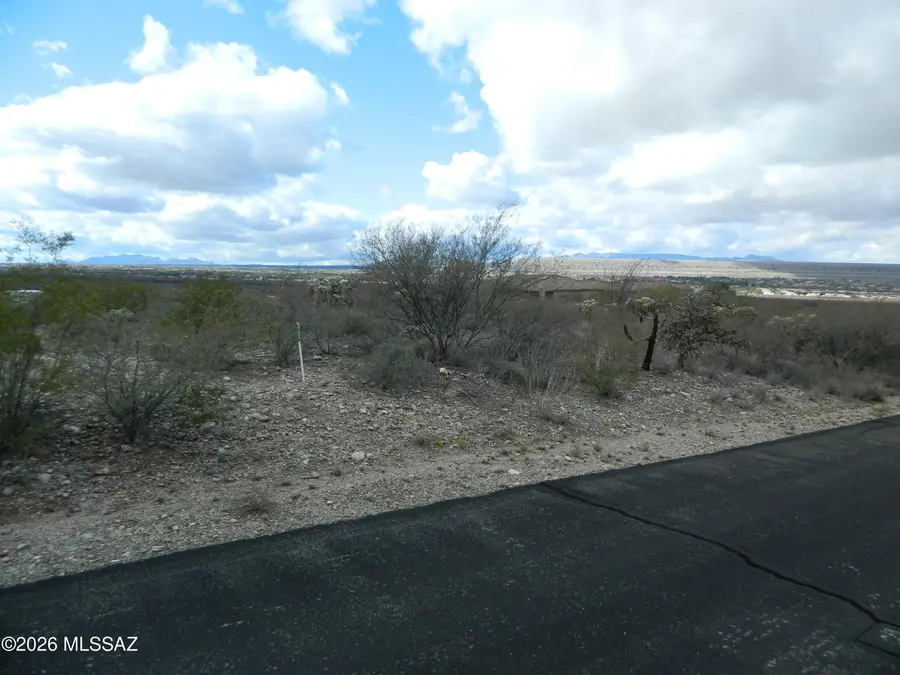 422 E Corte Artura Azul, Green Valley, AZ 85614 - Image #2