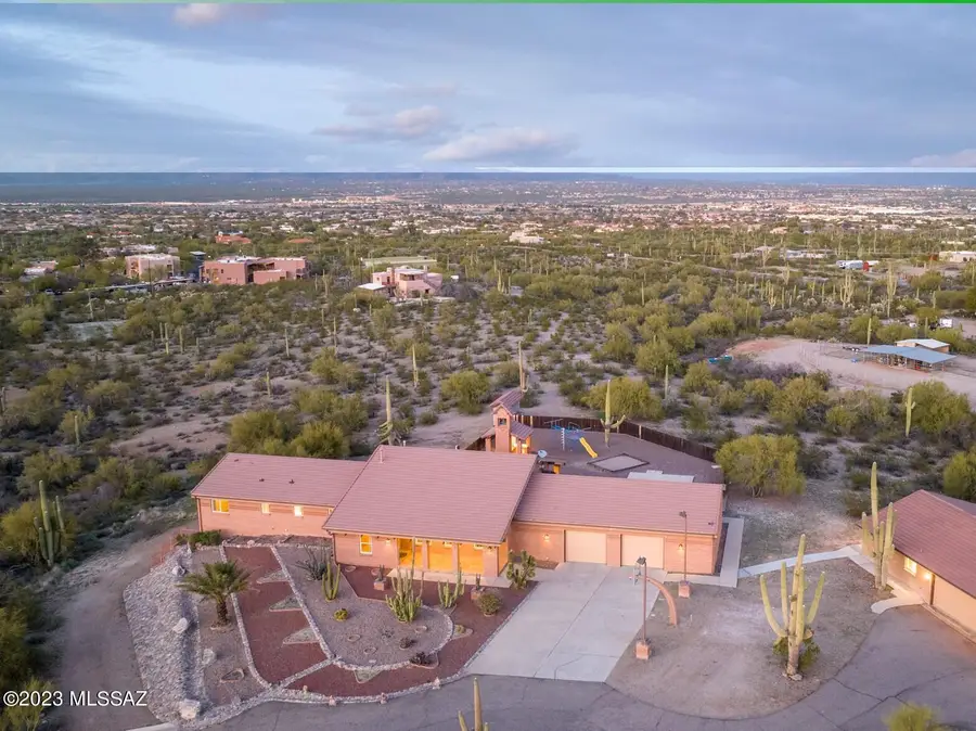 7102 W Ina, Tucson, AZ 85743 - Image #2