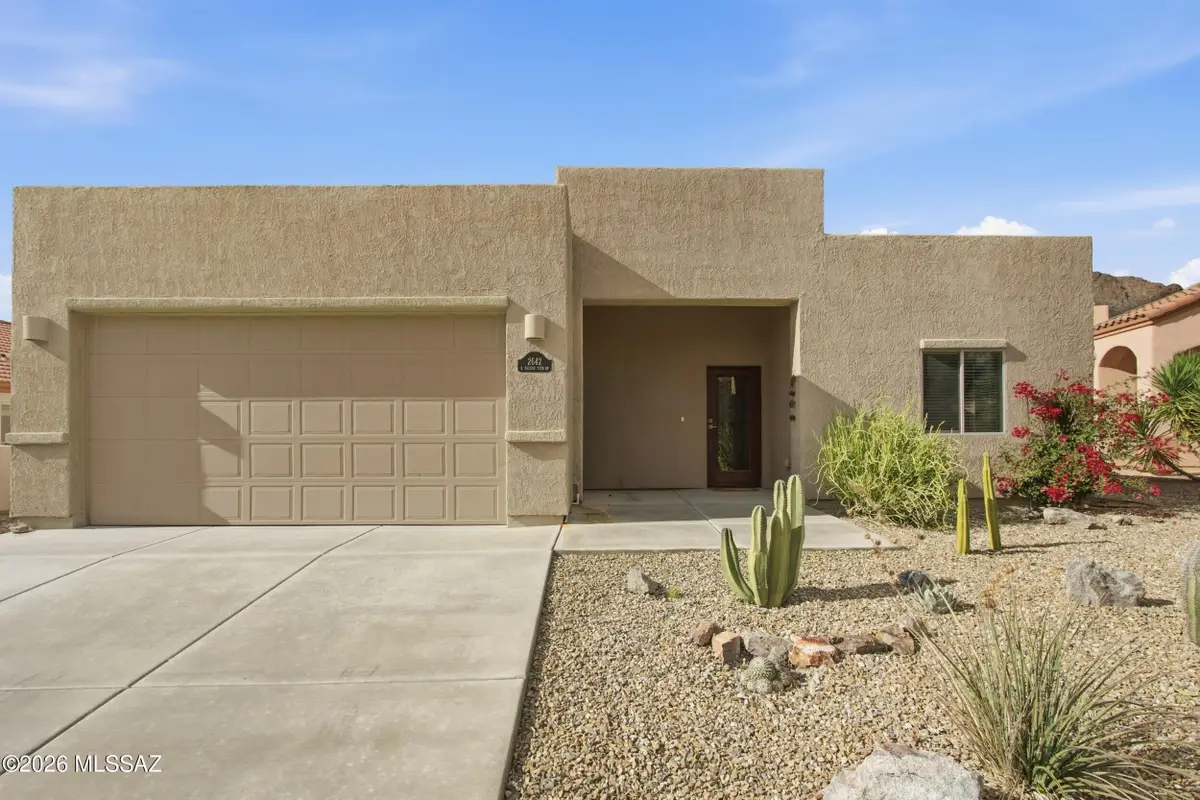 2642 S Falcon View, Tucson, AZ 85713 - Image #1