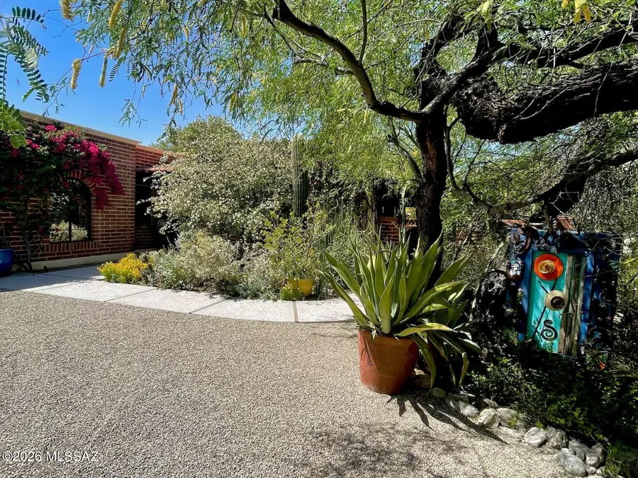 2546 E Ave De Maria, Tucson, AZ 85718 - Image #2