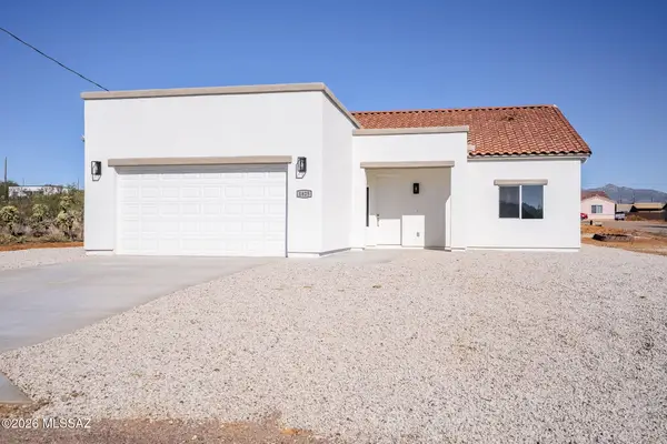 1825 Via Nueva Zelandia, Rio Rico, AZ 85648