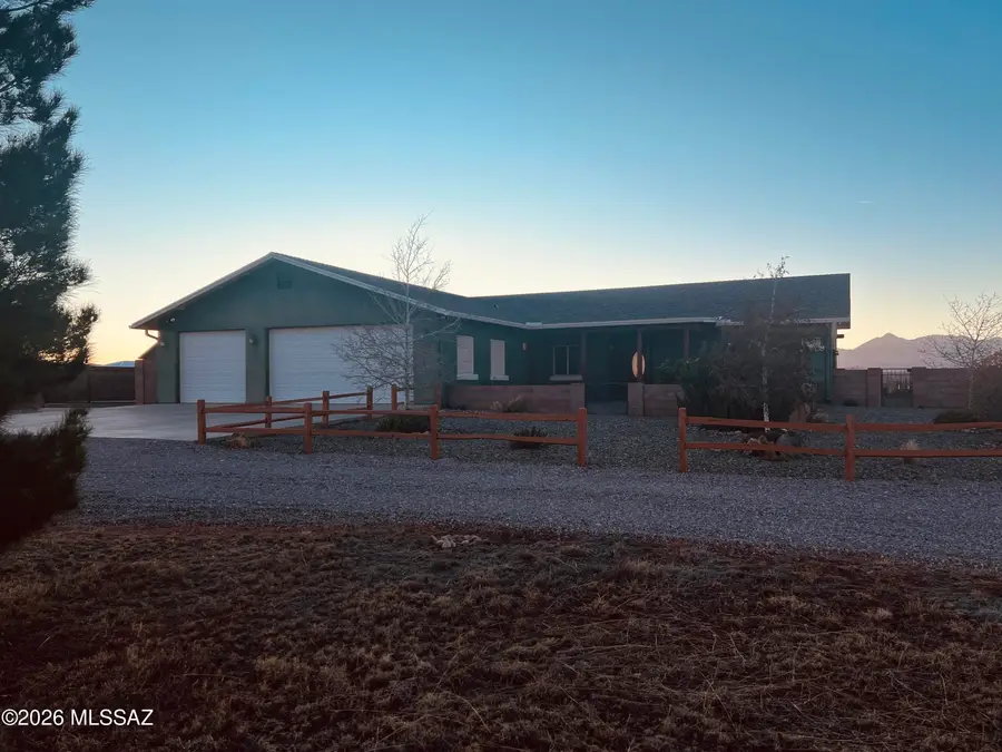 15 Mackenzie, Elgin, AZ 85611 - Image #2