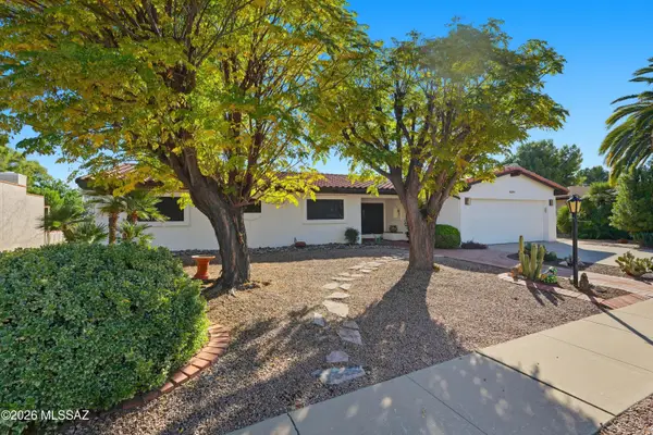 155 E Paseo De Golf, Green Valley, AZ 85614