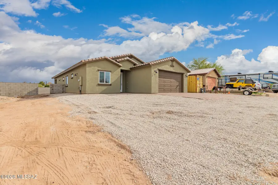 161 S Montgomery, Corona De Tucson, AZ 85641 - #2