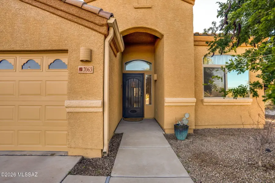 7063 W Autumn Dew, Tucson, AZ 85743 - Image #3