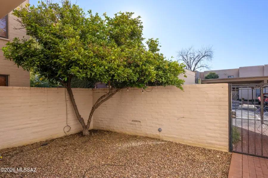 2817 E Sierra Vista Road, Tucson, AZ 85716 - Image #3