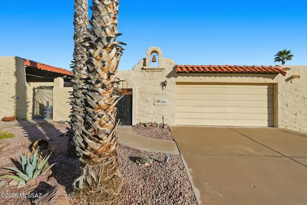 1070 W Calle Excelso, Green Valley, AZ 85614