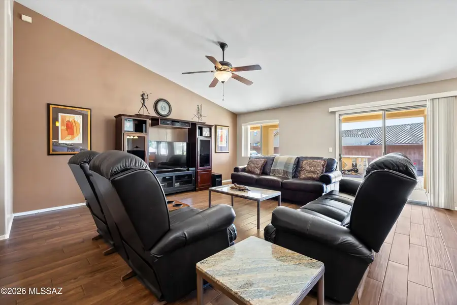 9305 S Wrens Roost, Tucson, AZ 85756 - Image #3