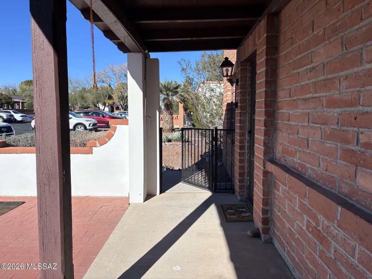 445 S Paseo Quinta, Green Valley, AZ 85614 - Image #1