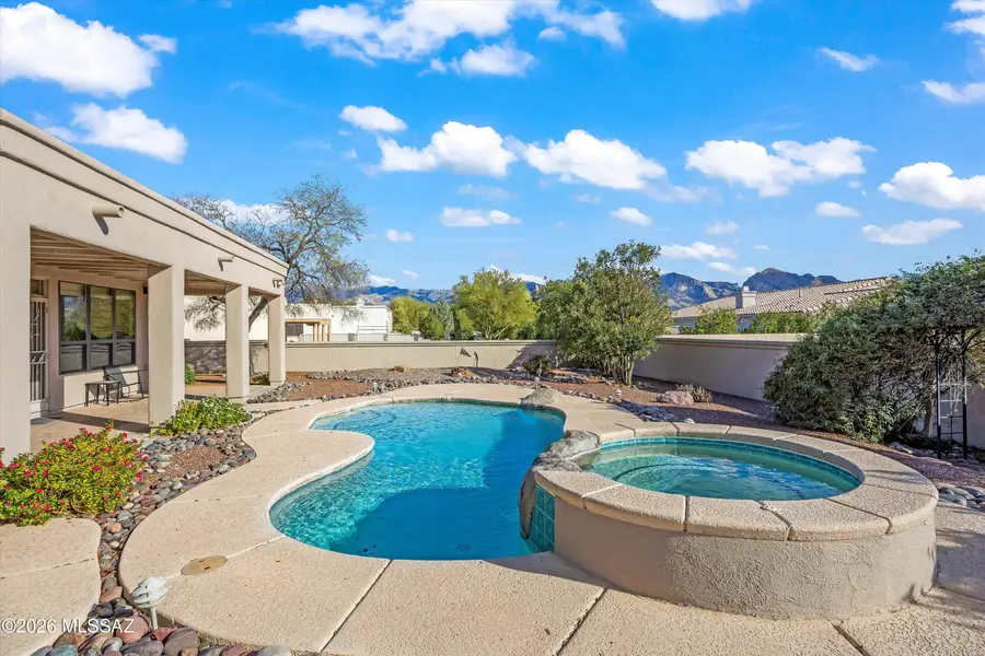 1675 W Silver Berry, Oro Valley, AZ 85737 - Image #2