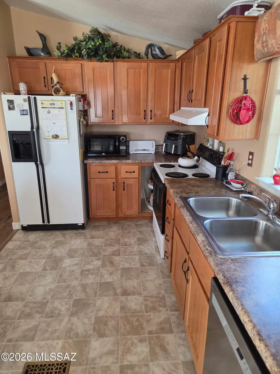 5556 W Flying M, Tucson, AZ 85713 - Image #2