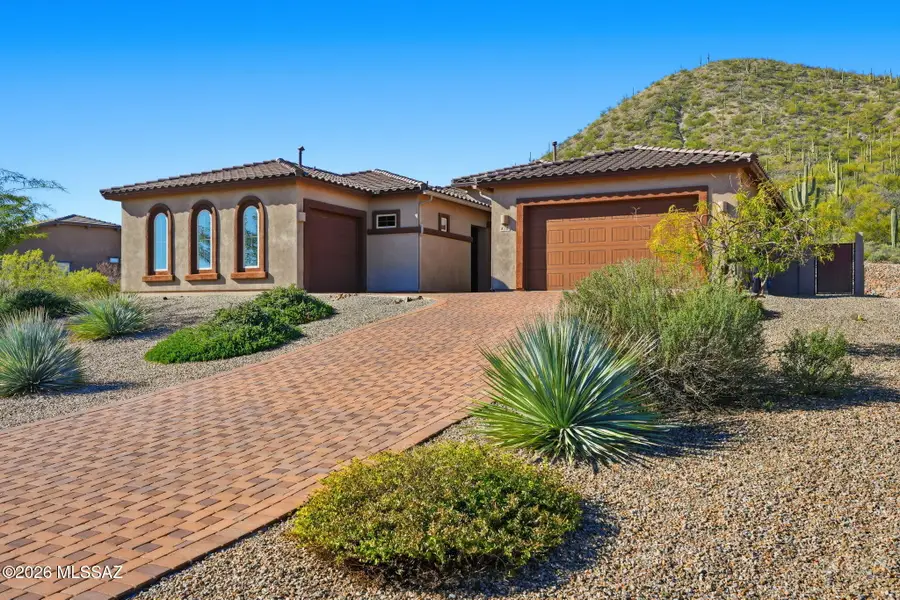 876 S Castar, Tucson, AZ 85745 - Image #2