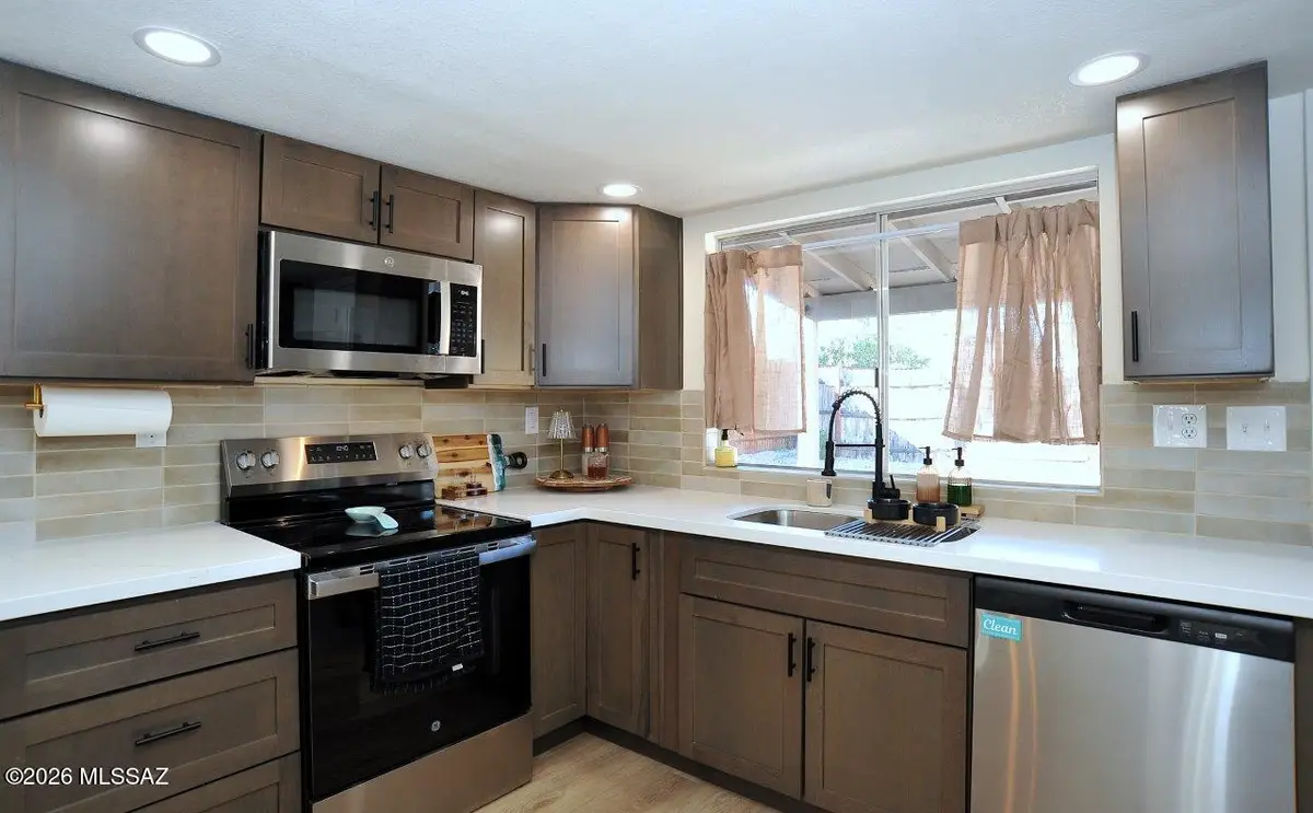 1001 N Constitution, Tucson, AZ 85748 - Image #1