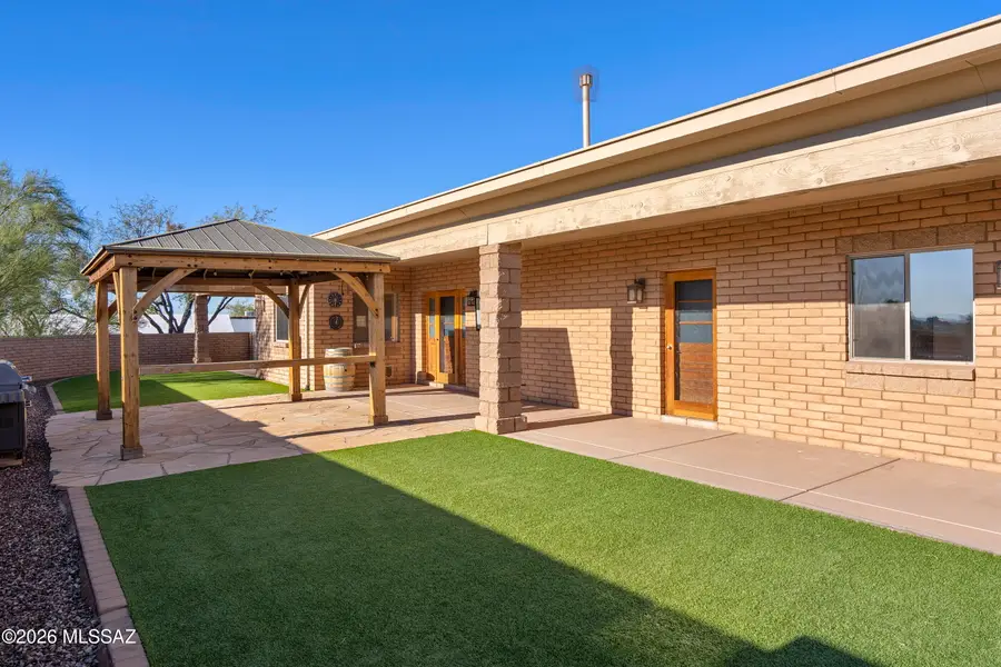 6610 N Calle De Amigos, Tucson, AZ 85750 - Image #2