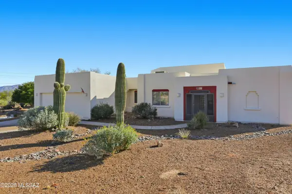 933 W Placita Llovizna, Green Valley, AZ 85614