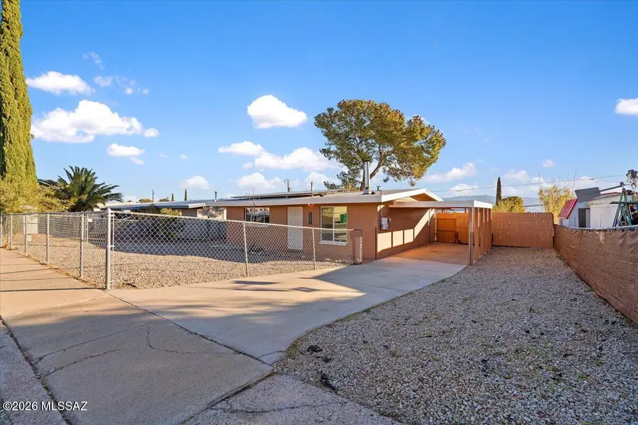 325 S Avenue A, San Manuel, AZ 85631 - Image #2