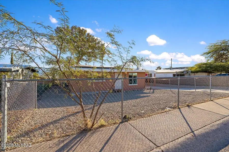 325 S Avenue A, San Manuel, AZ 85631 - Image #3