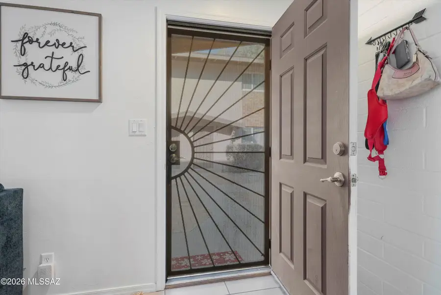 915 N Venice, Tucson, AZ 85711 - Image #3