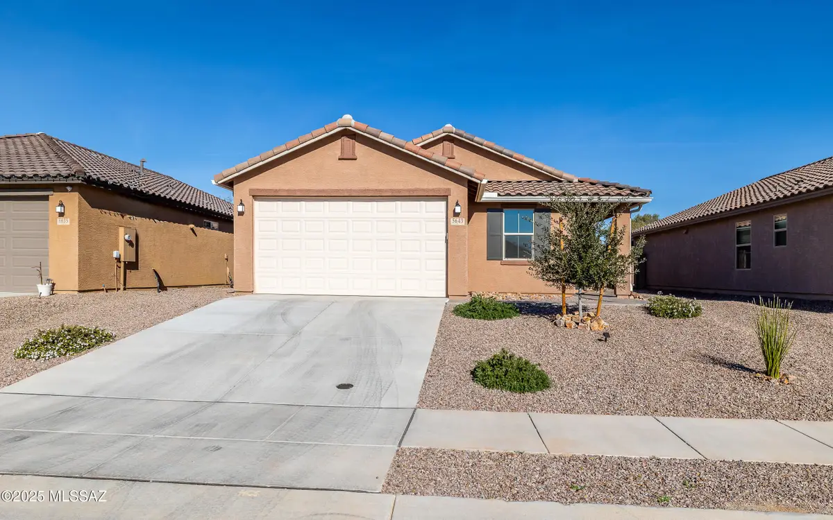 5643 S Black Mountain, Tucson, AZ 85757 - Image #1