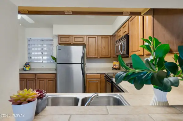 1801 E Blacklidge, Tucson, AZ 85719