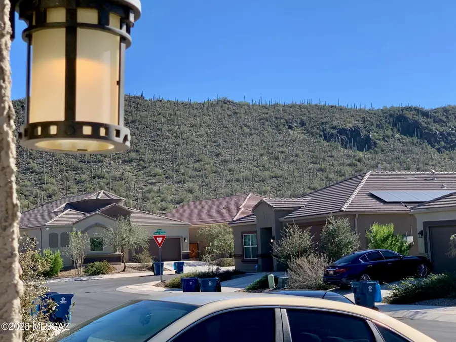 8764 W Red Spike Ice, Marana, AZ 85653 - Image #2