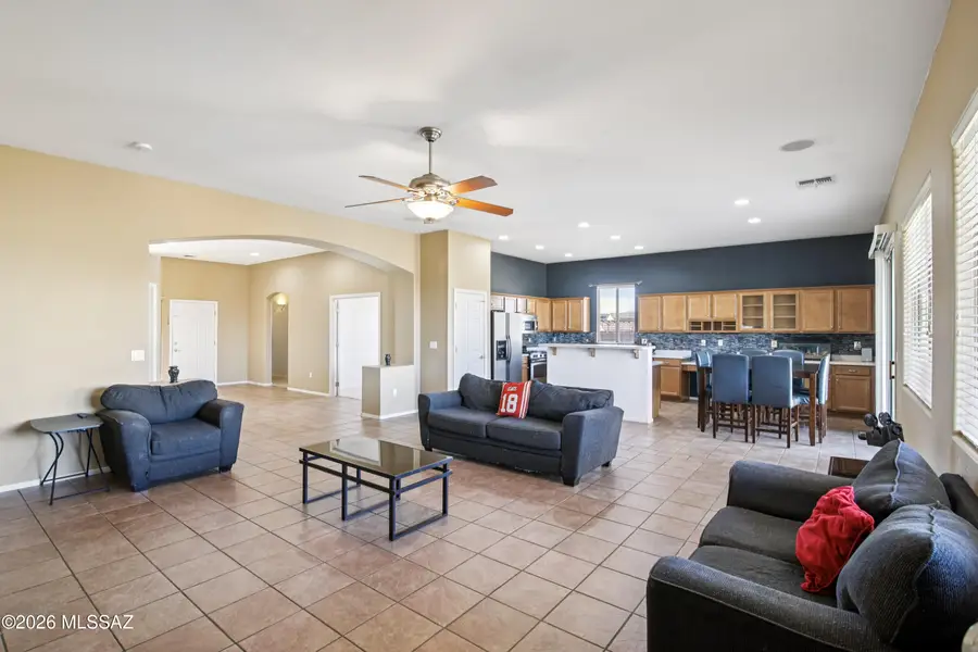 8202 W Calle Sancho Panza, Tucson, AZ 85757 - Image #2