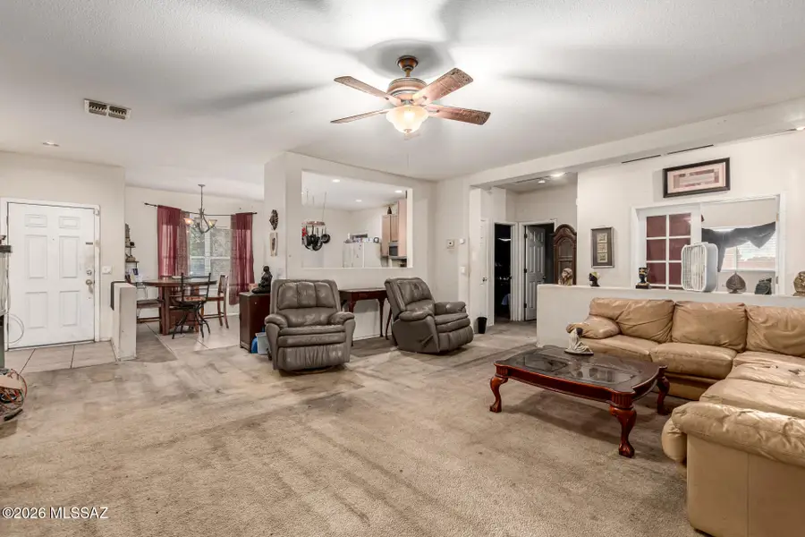 109 E Oracle Oak, Sahuarita, AZ 85629 - Image #2